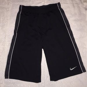 Nike dri-fit boys shorts, size L
